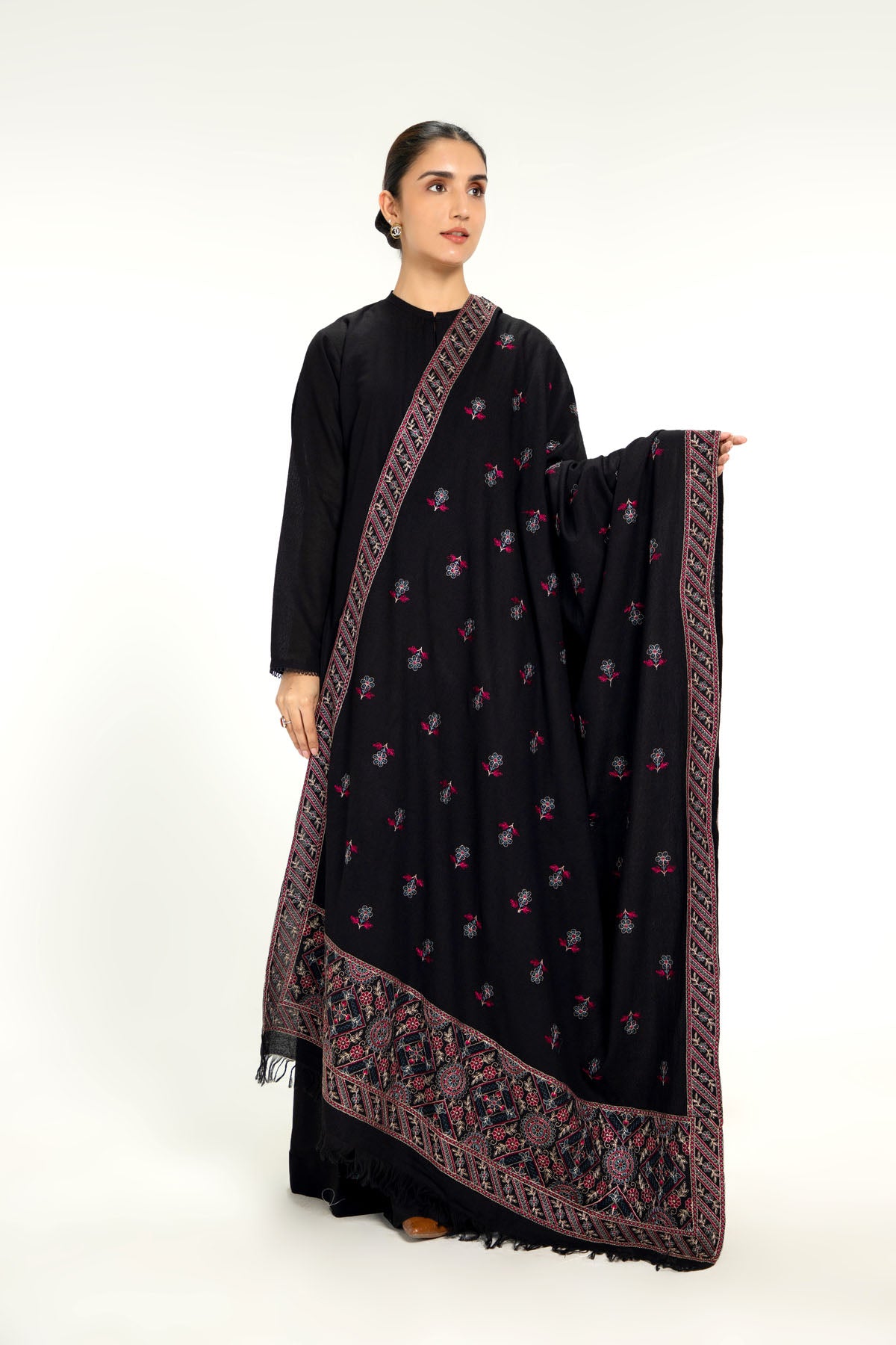 karandi embroidered shawls