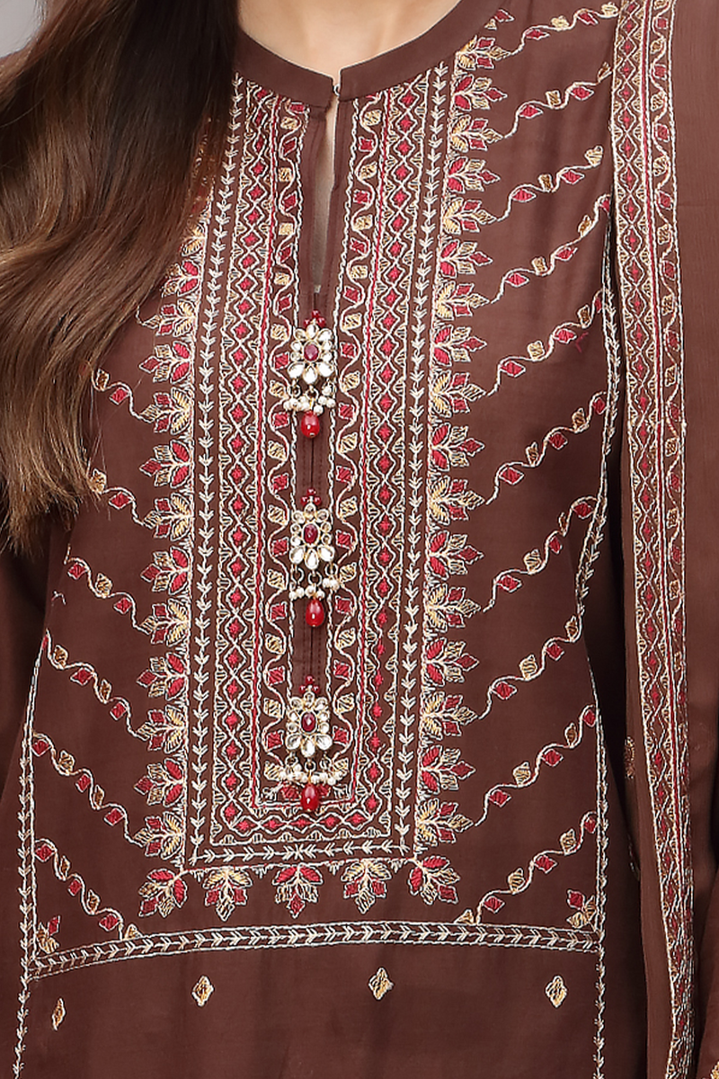 EMBROIDERED LAWN 3 PCS (UNSTICHED)