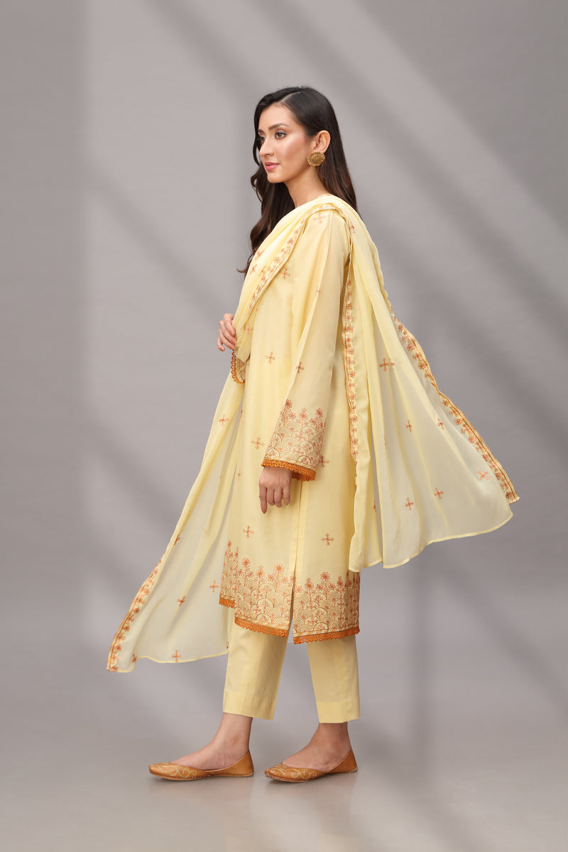 EMBROIDERED LAWN 3 PCS (UNSTICHED)