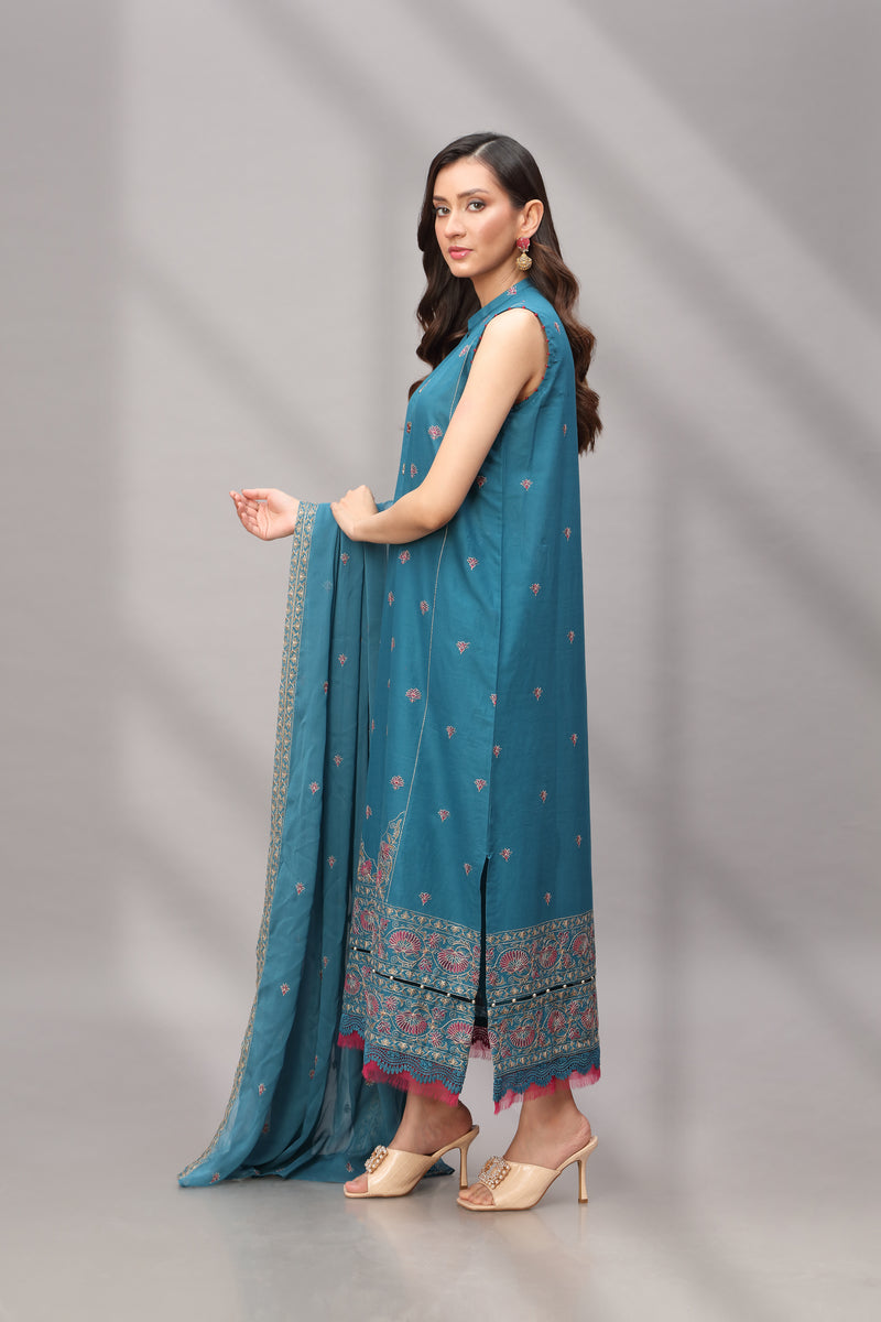 EMBROIDERED LAWN 3 PCS (UNSTICHED)