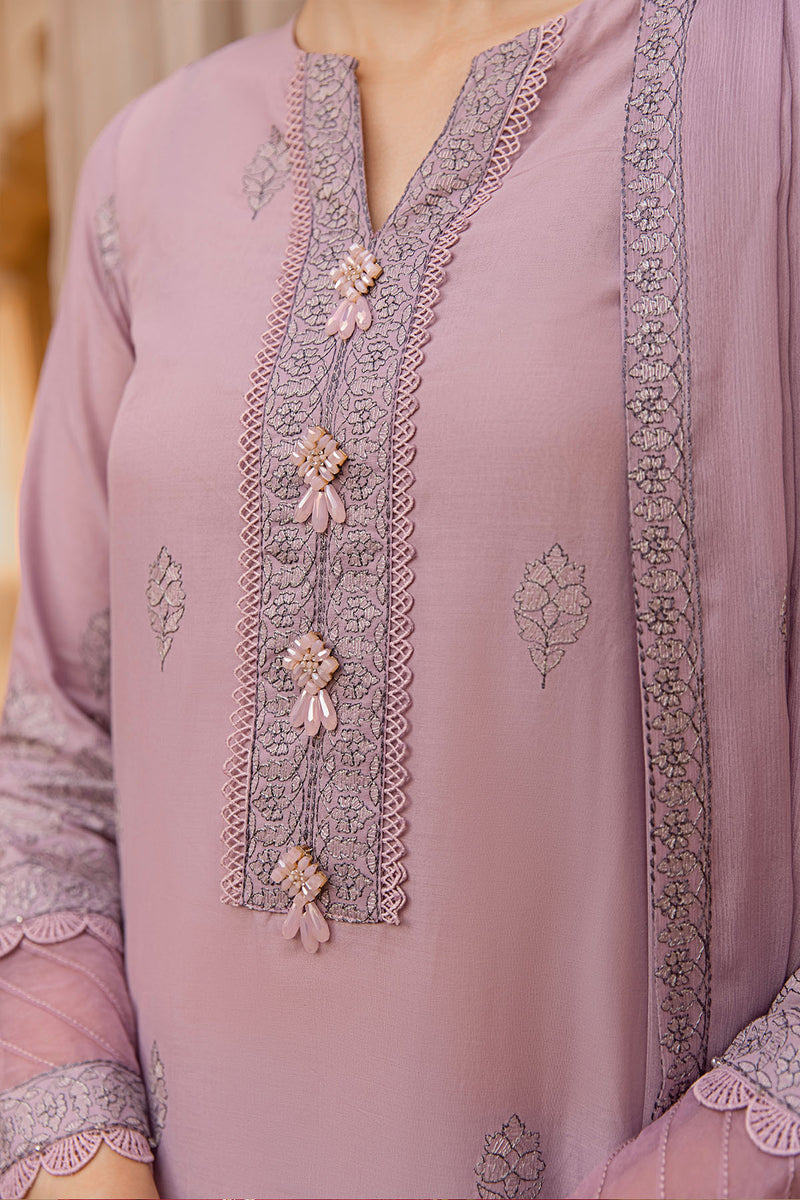 EMBROIDERED LAWN 3 PCS (UNSTITCHED)