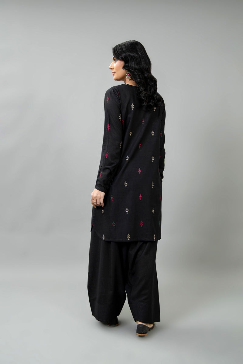 EMBROIDERED  KARANDI LAWN 2 PCS (UNSTITCHED)