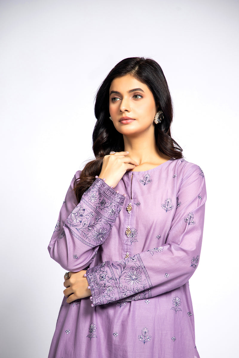 EMBROIDERED LAWN 2 PCS (UNSTITCHED)