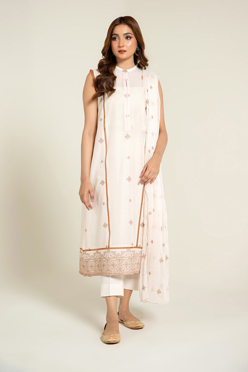 EMBROIDERED LAWN 3 PCS (UNSTITCHED)