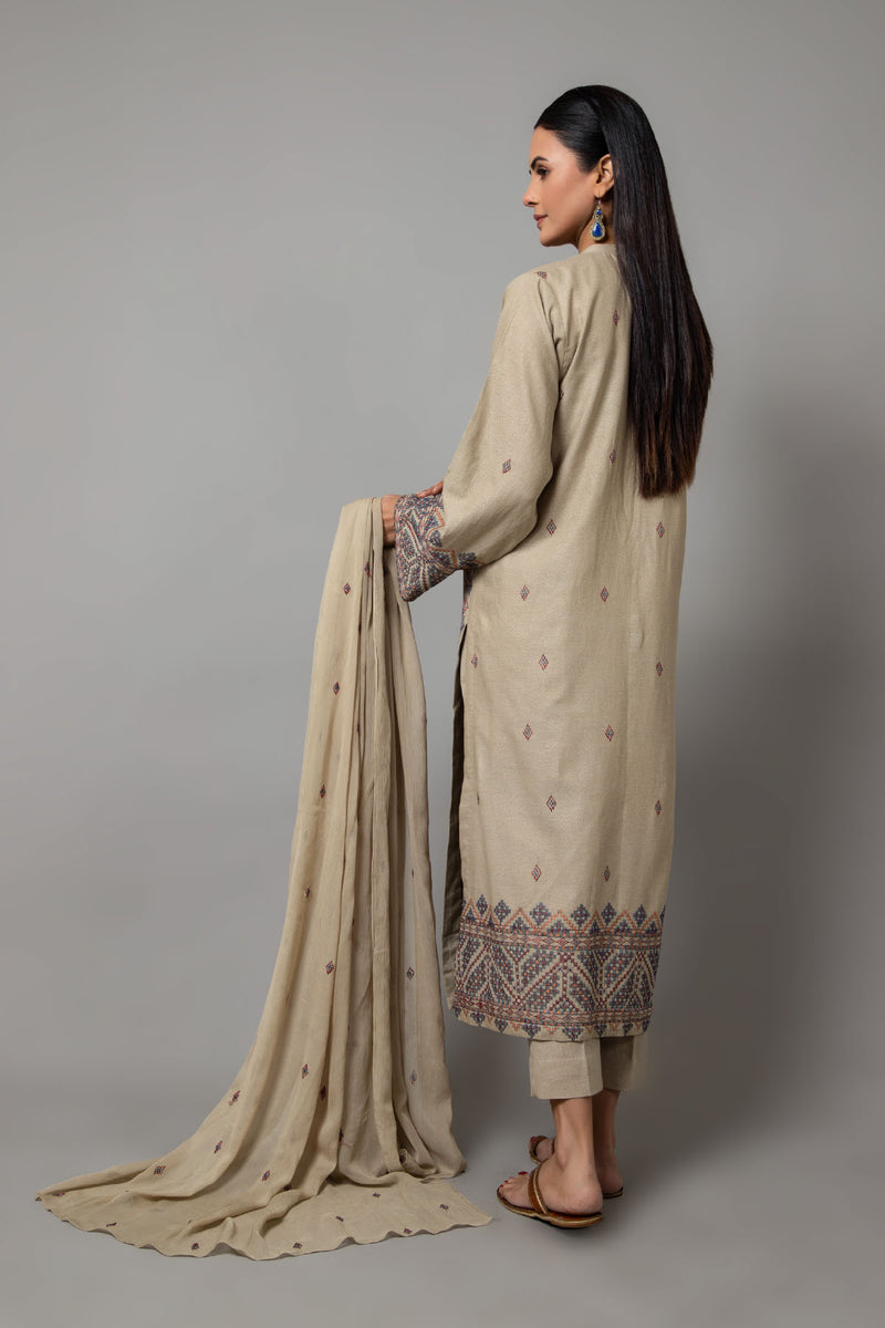 EMBROIDERED KARANDI LAWN 3 PCS (UNSTITCHED)