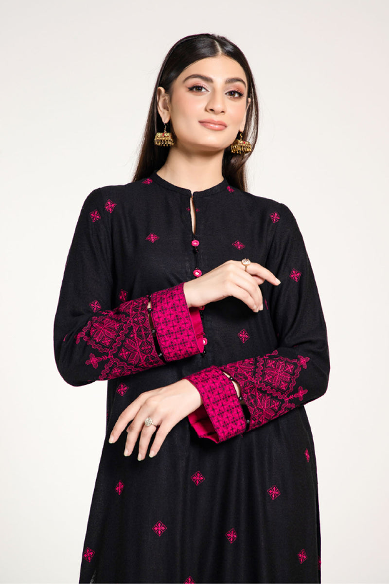 EMBROIDERED KARANDI LAWN 2 PCS (UNSTITCHED)