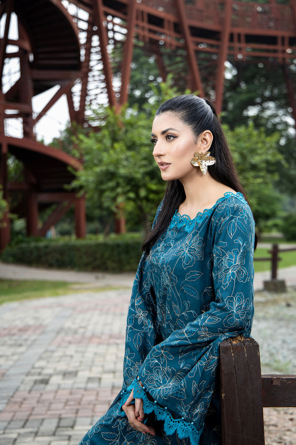 EMBROIDERED SLUB KHADDAR 3 PCS (UNSTITCHED)