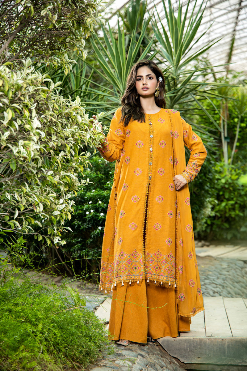 EMBROIDERED COTTON KARANDI 3 PCS (UNSTITCHED)