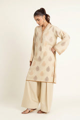 EMBROIDERED  KARANDI LAWN 2 PCS (UNSTITCHED)
