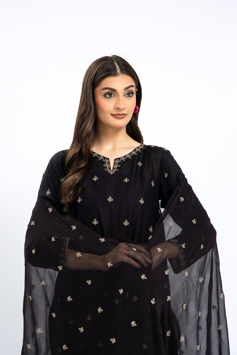 PRET EMBROIDERED LAWN 3 PCS