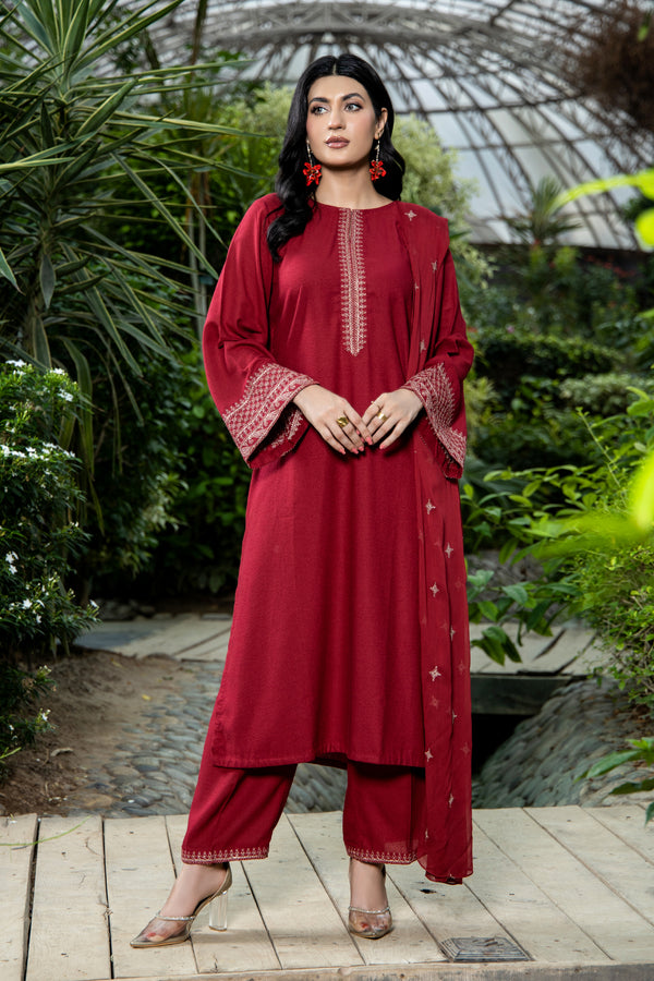 PRET EMBROIDERED KARANDI LAWN 3 PCS