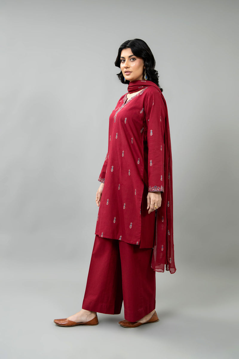 PRET EMBROIDERED SLUB KHADDAR 3 PCS