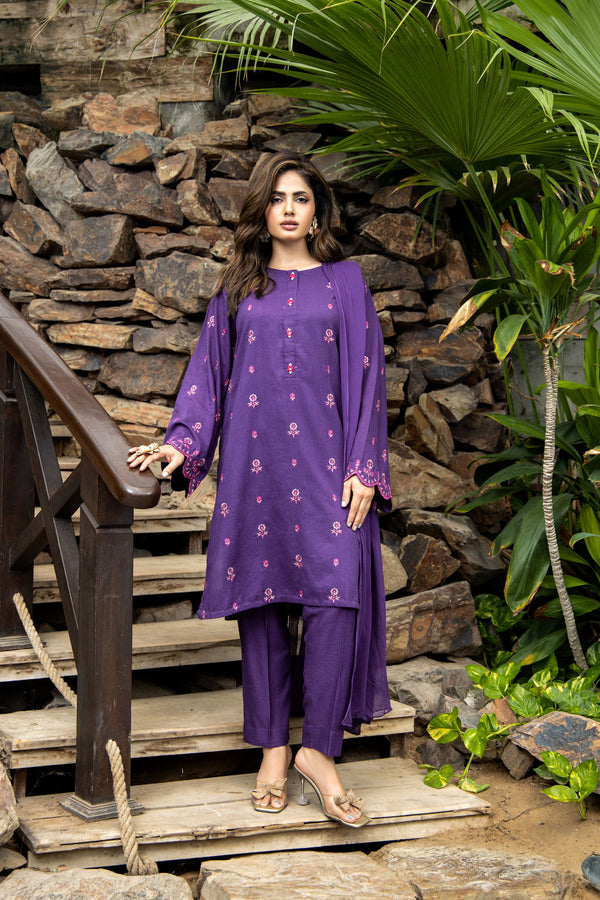 PRET EMBROIDERED & SHEESHA WORK KARANDI LAWN 3 PCS