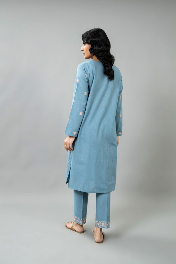 PRET EMBROIDERED SLUB KHADDAR 2 PCS