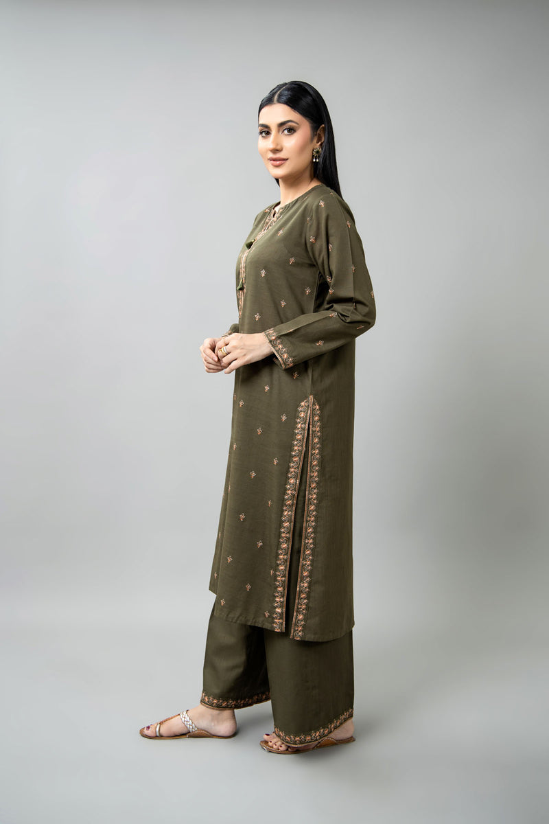 PRET EMBROIDERED SLUB KHADDAR 2 PCS