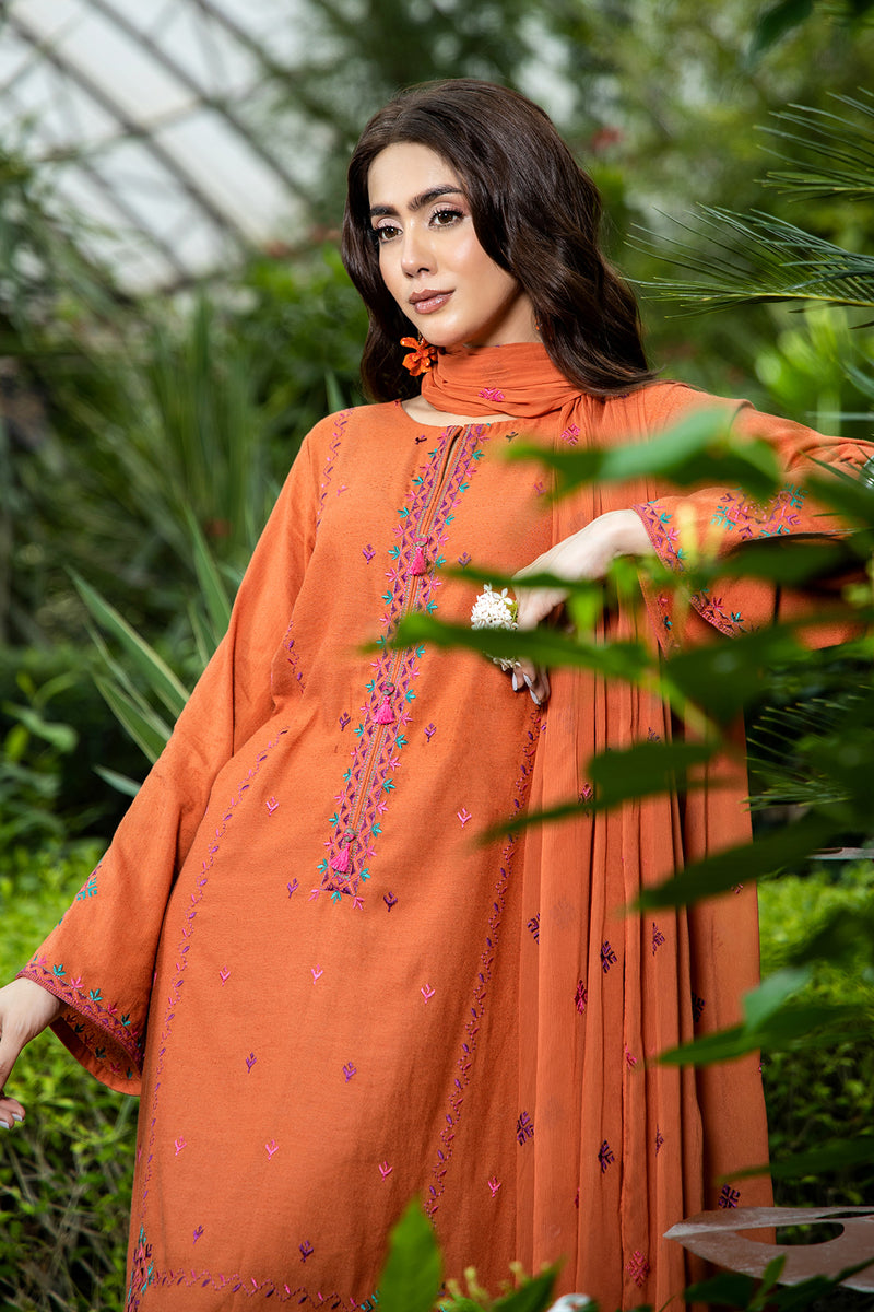 PRET EMBROIDERED KARANDI LAWN 3 PCS