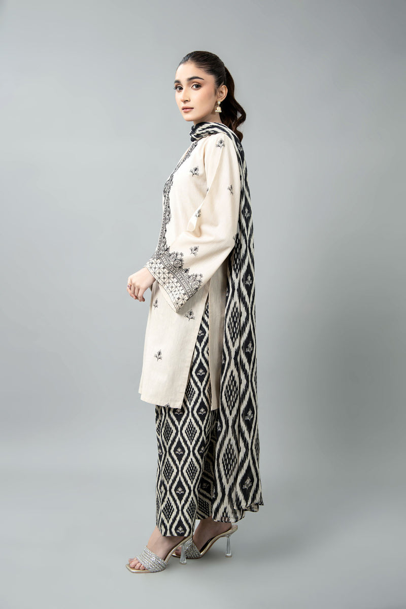 PRET EMBROIDERED & PRINTED SLUB KHADDAR 3 PCS