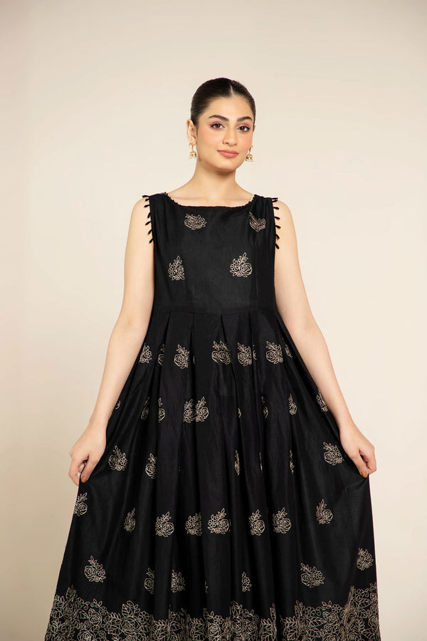 EMBROIDERED LAWN 2 PCS (UNSTITCHED)