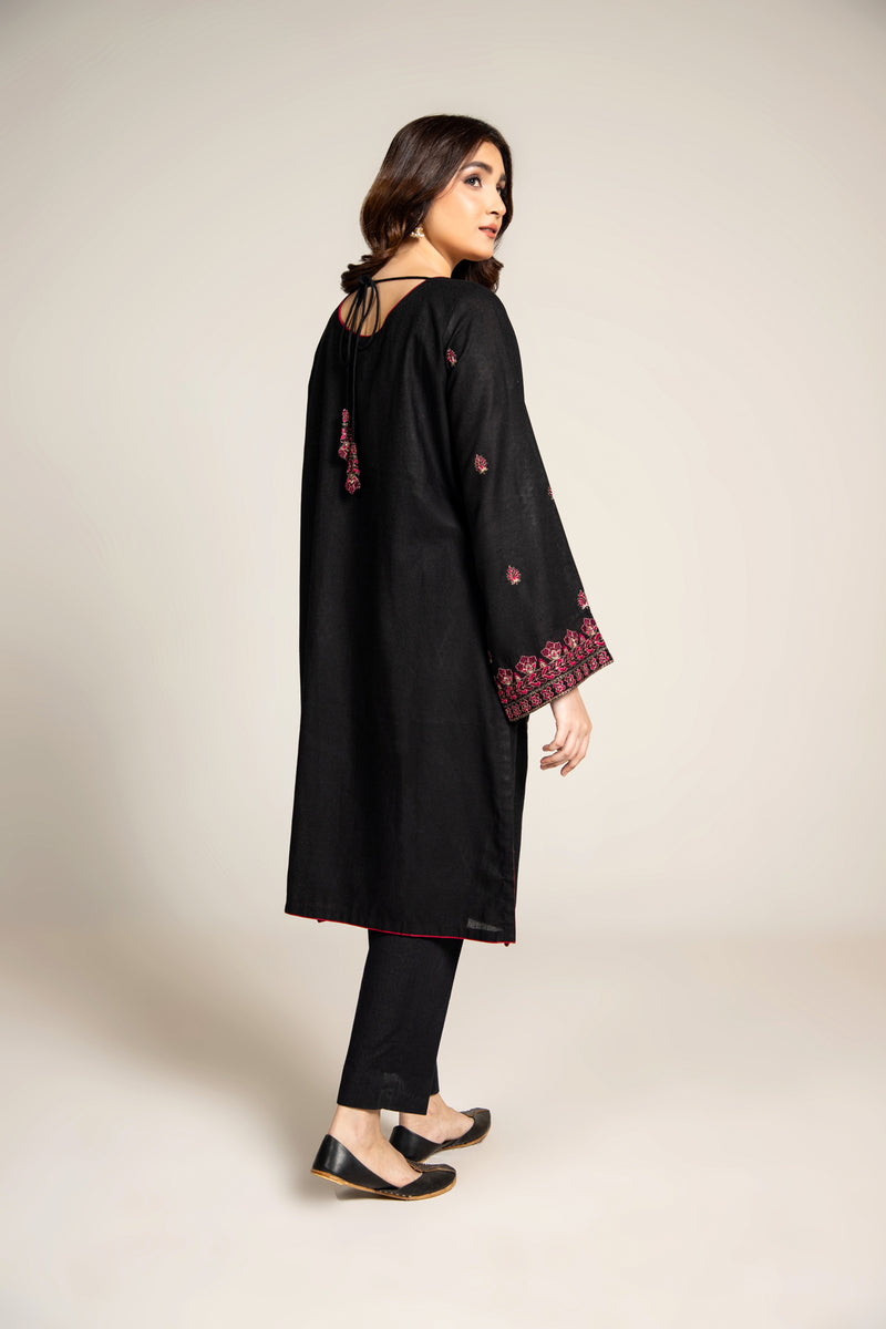 PRET EMBROIDERED KARANDI LAWN 2 PCS