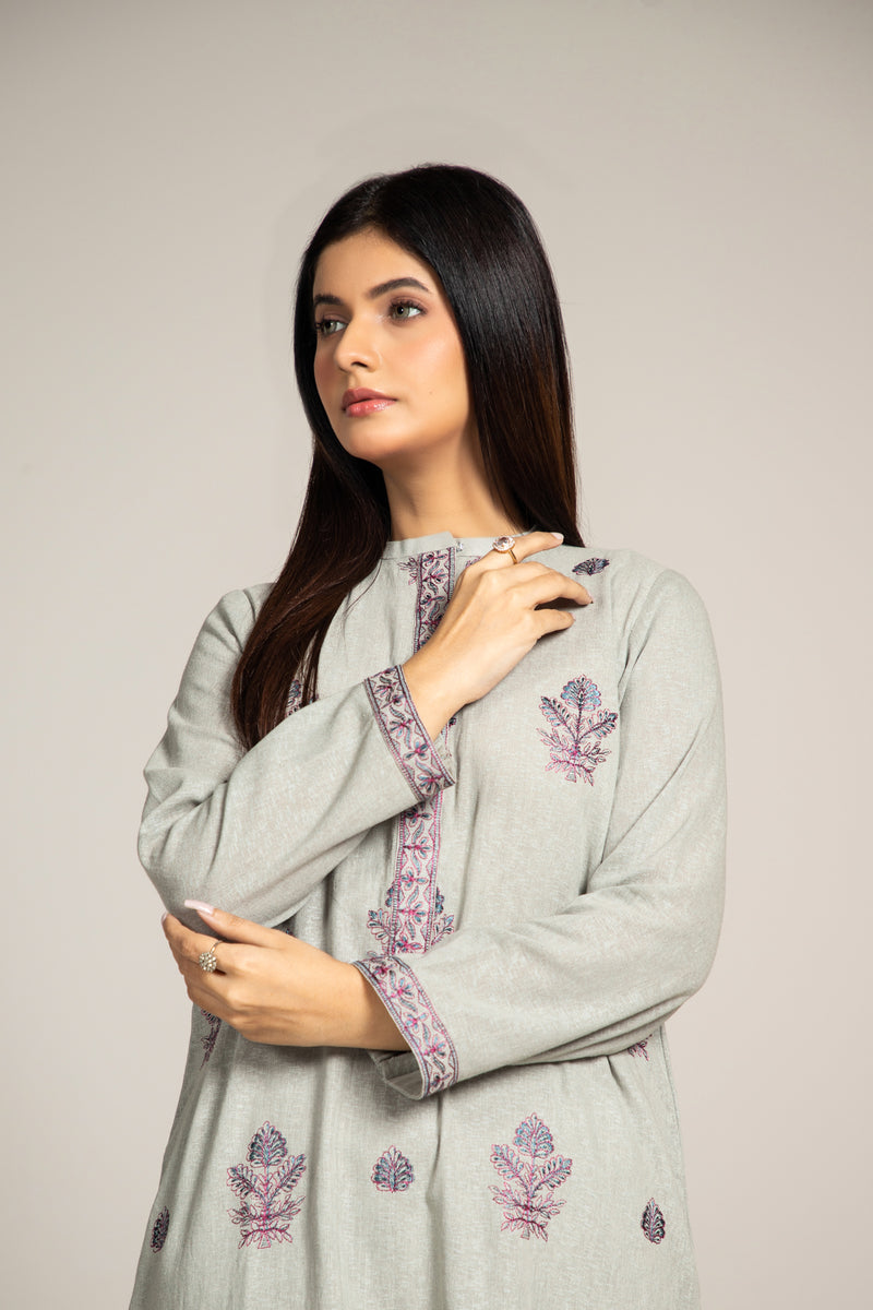 PRET EMBROIDERED COTTON KARANDI  2 PCS