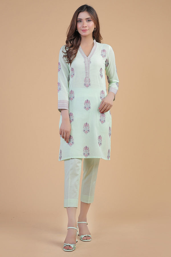 embroidered salwar suit
embroidered rayon kurtis
short embroidered kurtis
pakistani embroidered kurtis online