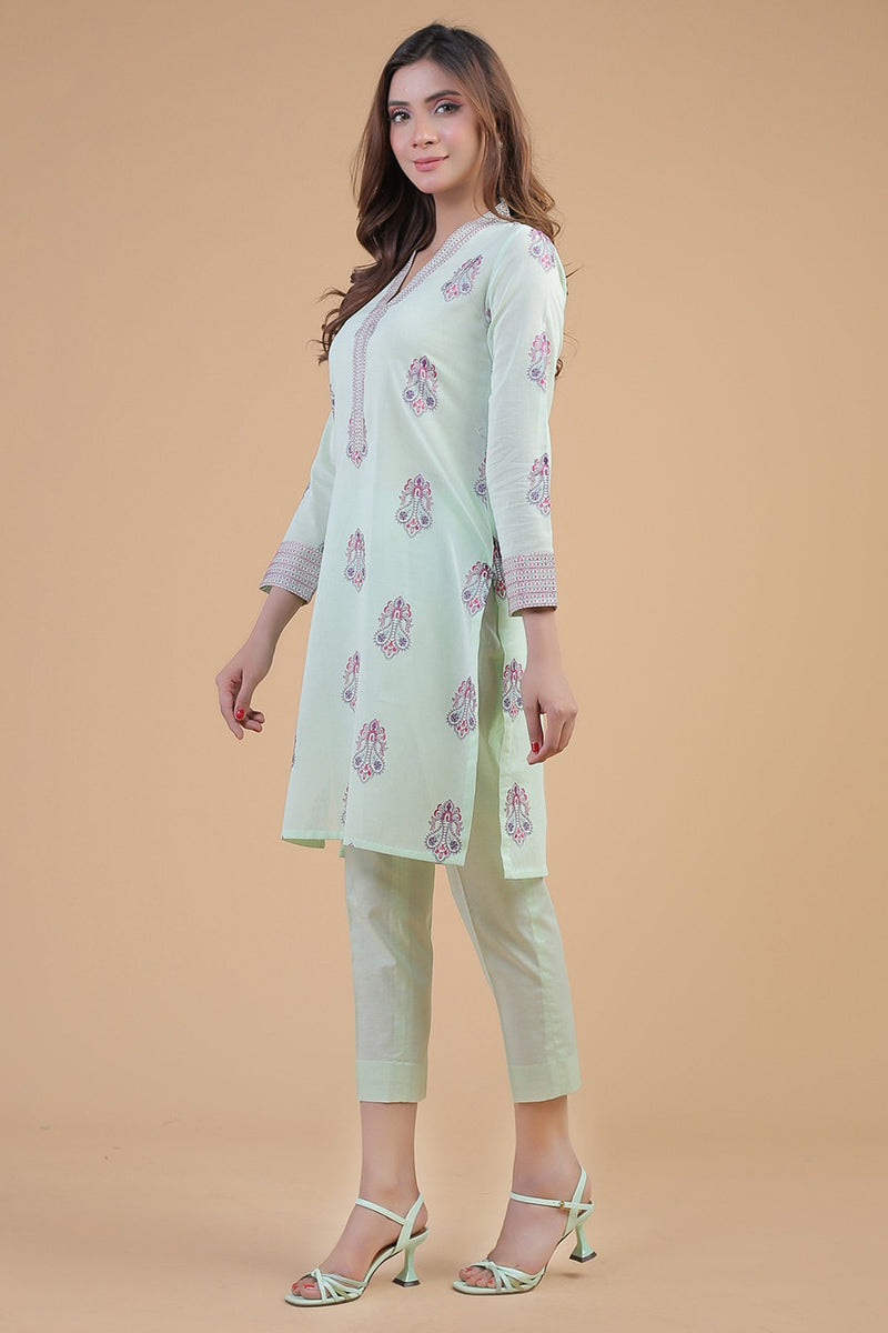 embroidered salwar suit
embroidered rayon kurtis
short embroidered kurtis
pakistani embroidered kurtis online