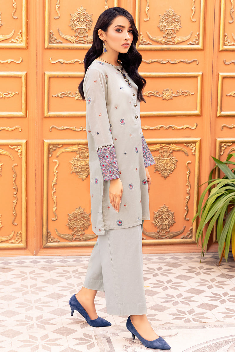 embroidered salwar suit
embroidered rayon kurtis
short embroidered kurtis
pakistani embroidered kurtis online