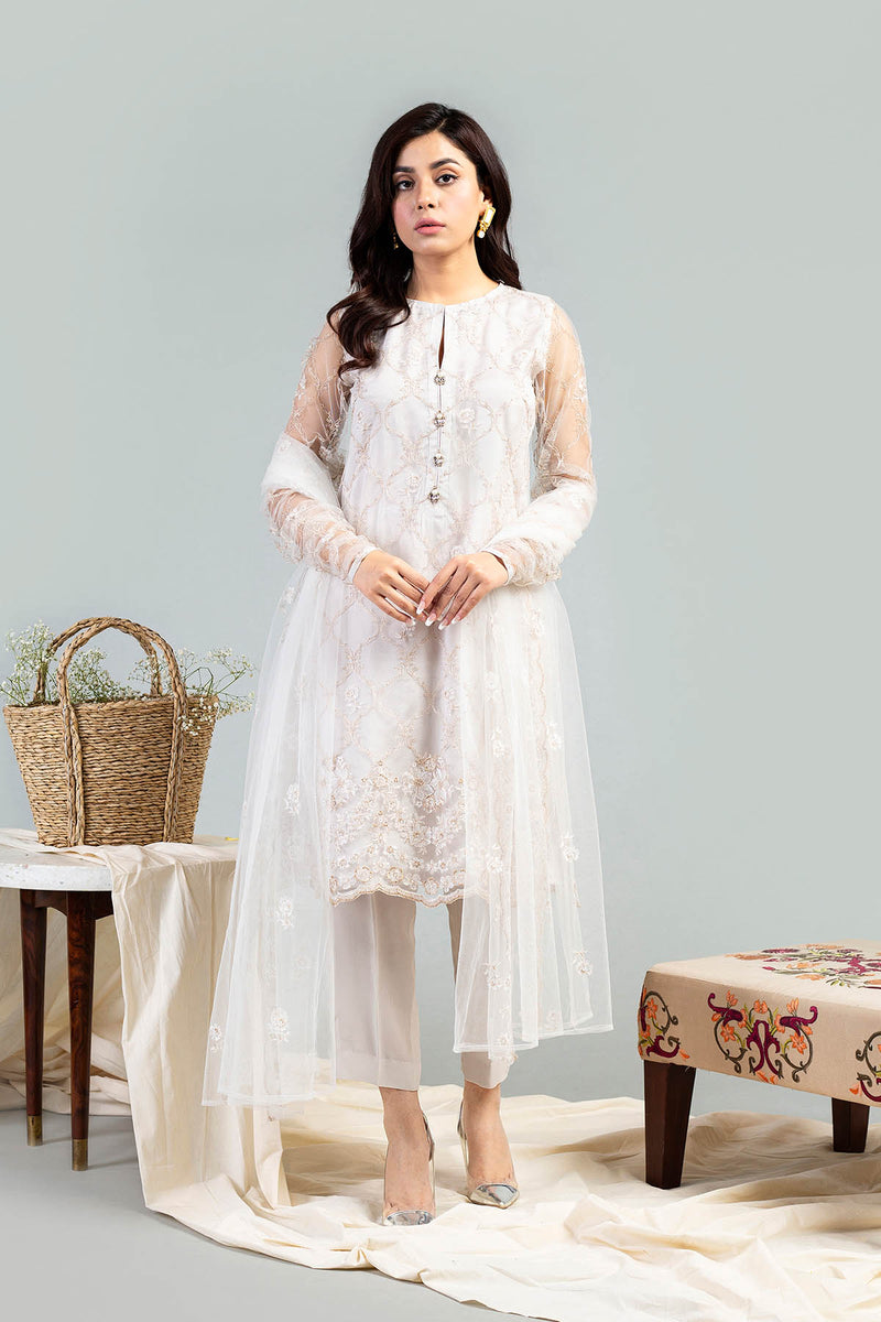 EMBROIDERED POLYESTER NET