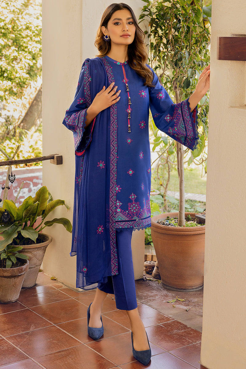 EMBROIDERED  LAWN 3 PCS