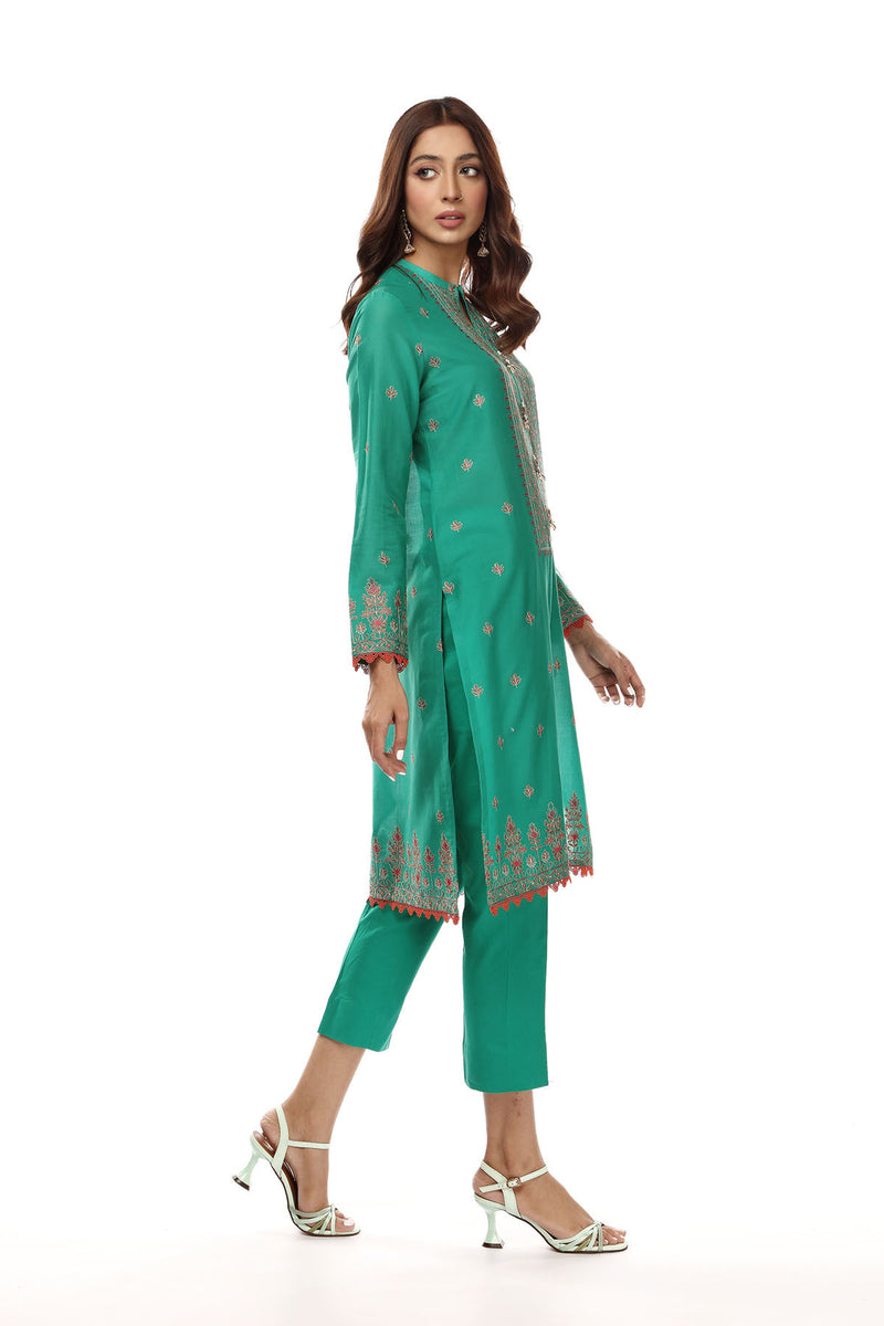EMBROIDERED  LAWN 2 PCS