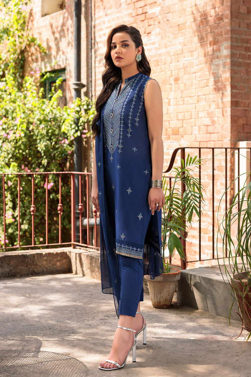 EMBROIDERED  LAWN 3 PCS