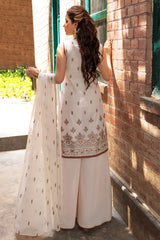 EMBROIDERED  LAWN 3 PCS