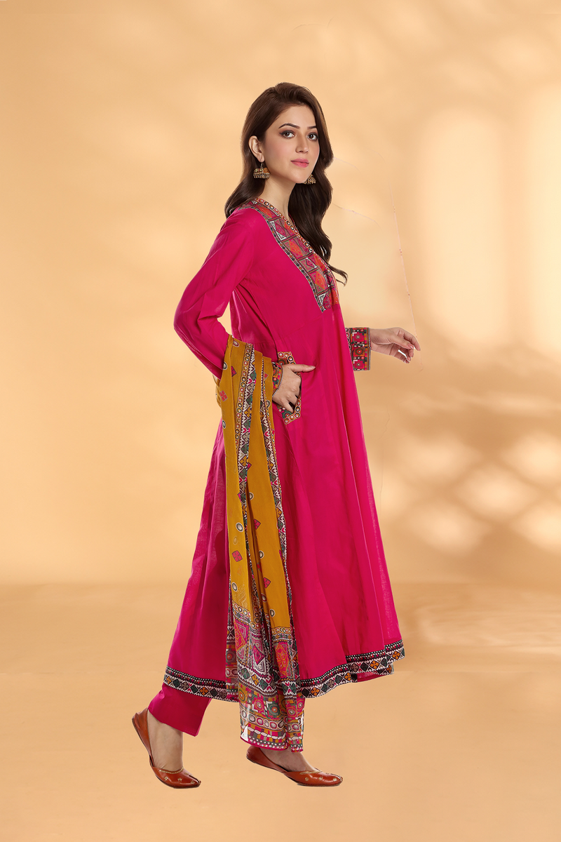 PRET PRINTED LAWN 3 PCS