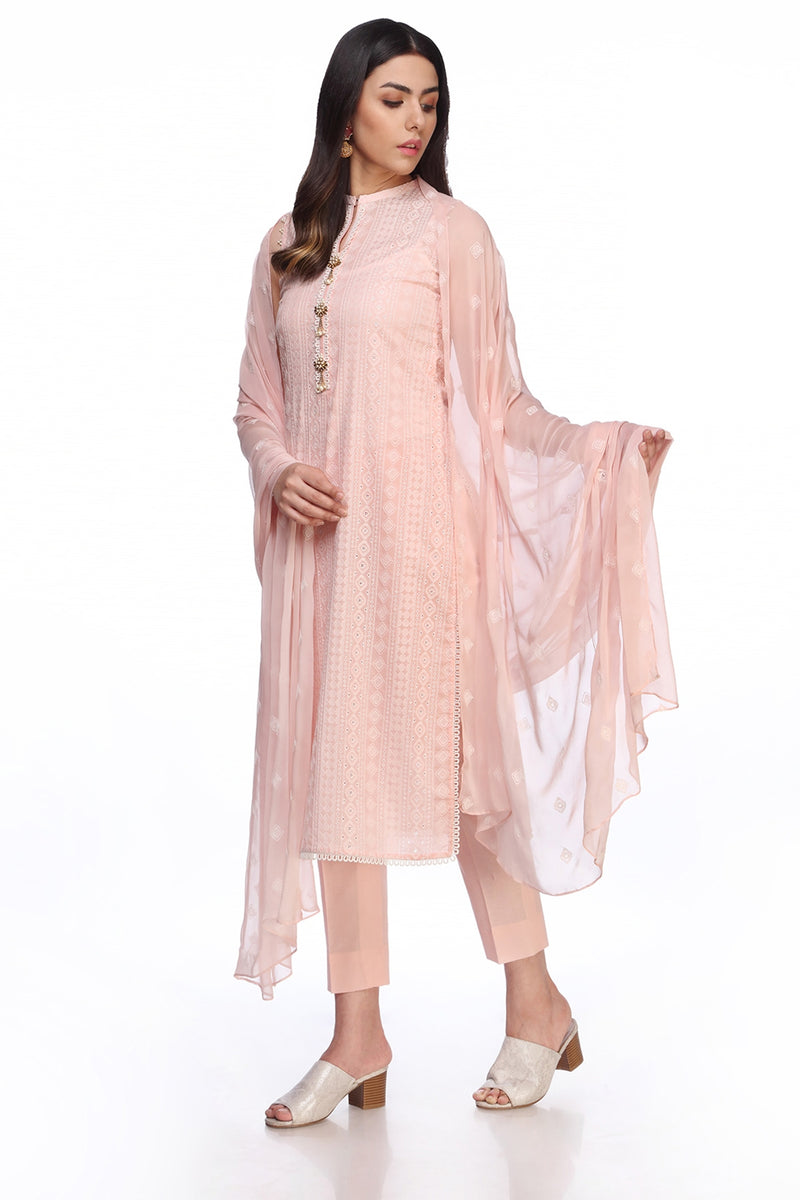 EMBROIDERED  LAWN 3 PCS