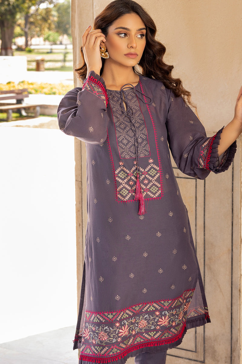EMBROIDERED  LAWN 2 PCS