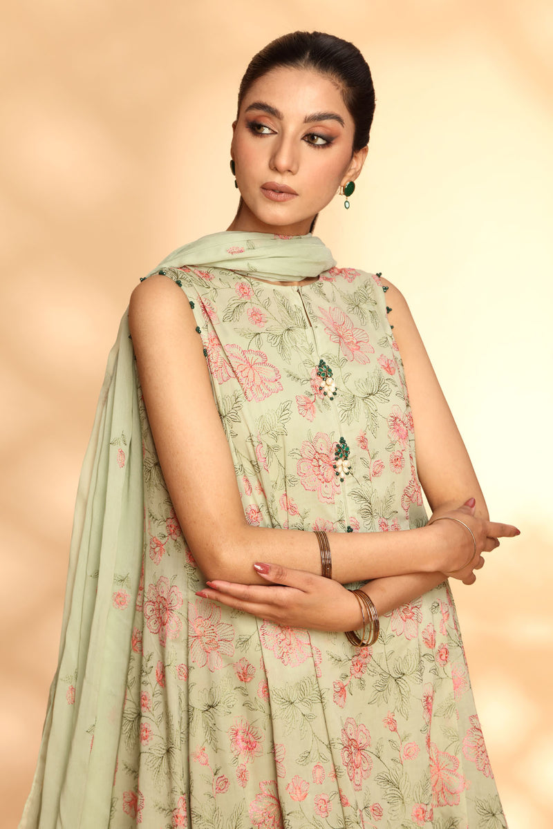 EMBROIDERED LAWN 3 PCS (UNSTITCHED)
