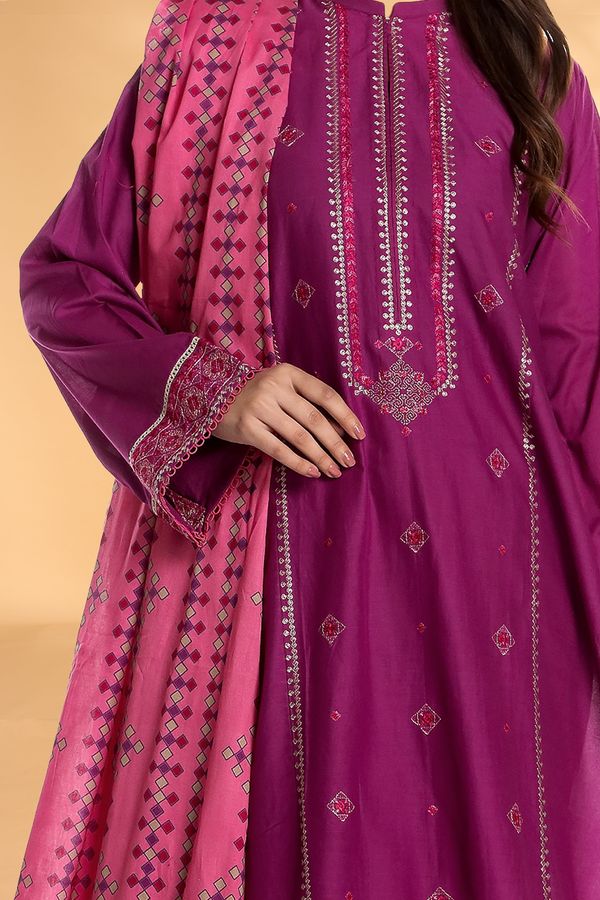 PRET EMBROIDERED & PRINTED LAWN 3 PCS