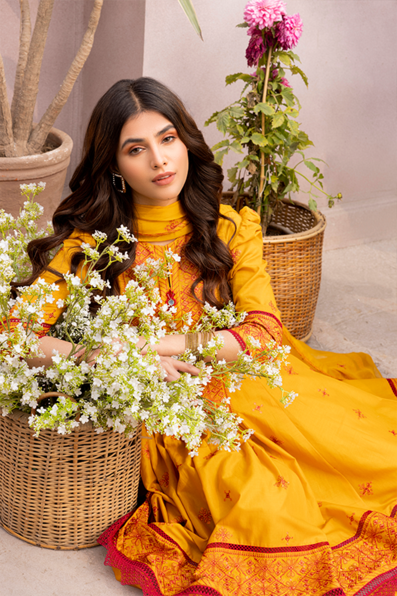 EMBROIDERED  LAWN 3 PCS (UNSTITCHED)